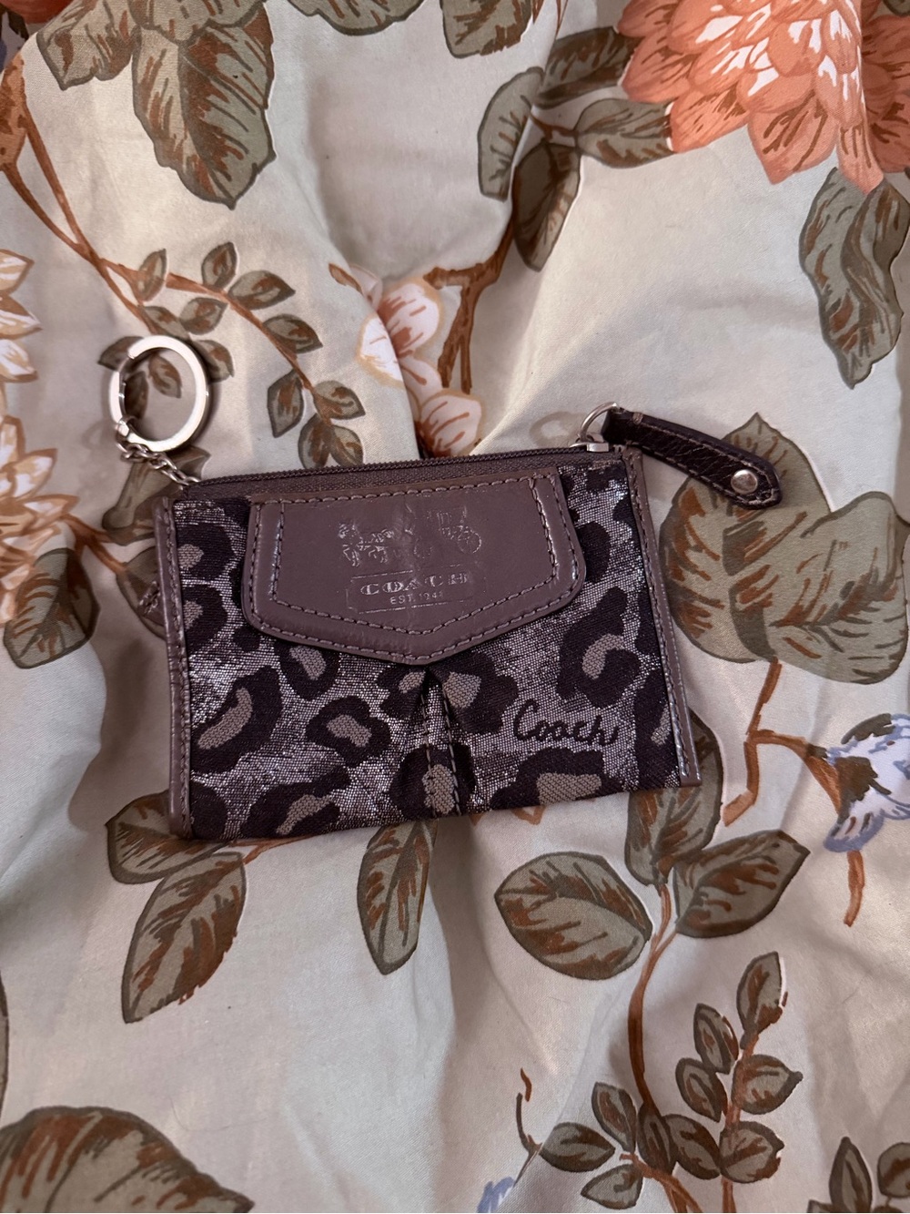 Coach Signature Small Wristlet Card Case in Silver and Black Leopard Print